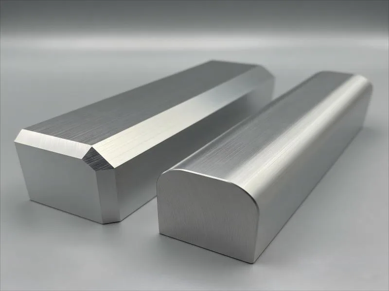 Chamfer vs. Fillet Chamfer vs. Fillet